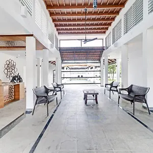 Townhouse Oak Edassery's Sealine 4*, Kochi India